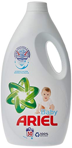 detergentes para lavar la ropa de bebés